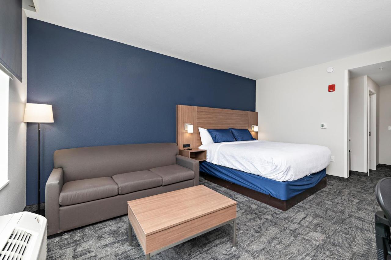 Holiday Inn Express Kansas City North Parkville By Ihg Exterior photo